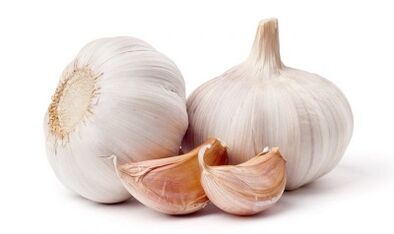 Knoflook voor de behandeling van wratten